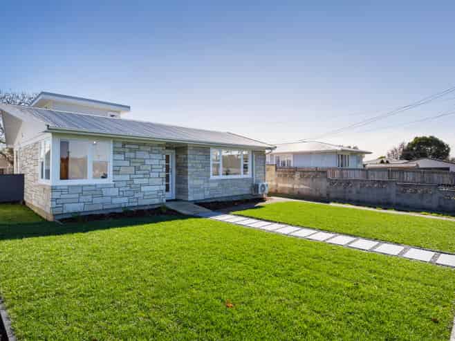 56 Eastdale Road, Avondale