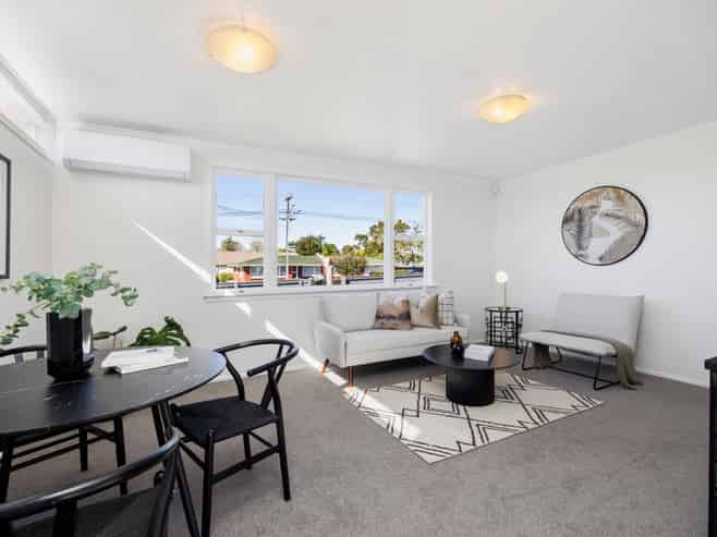 56 Eastdale Road, Avondale