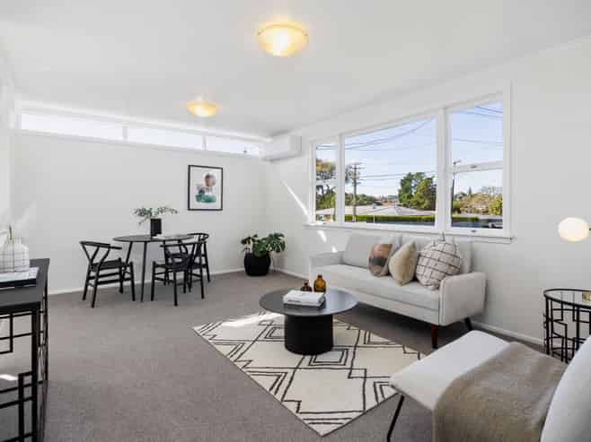 56 Eastdale Road, Avondale