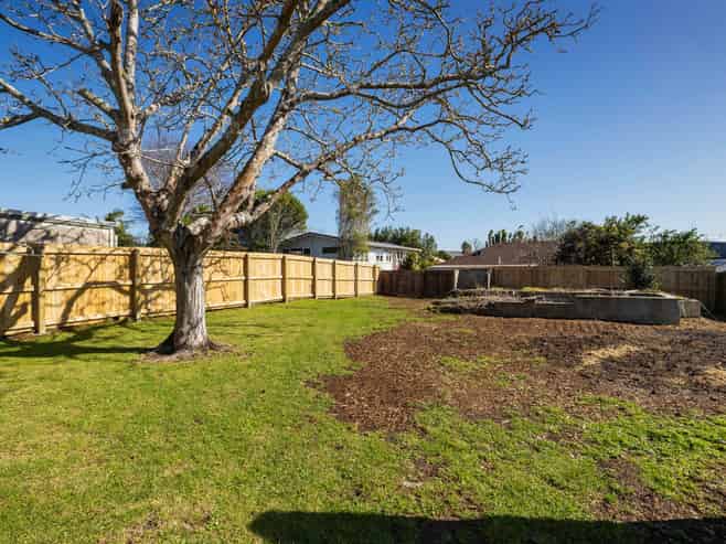 56 Eastdale Road, Avondale