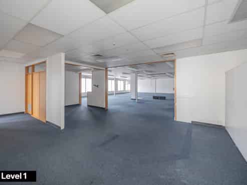 COMMERCIAL SPACE YOUR WAY