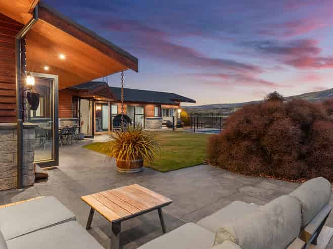 126 Pearson Road, Cromwell