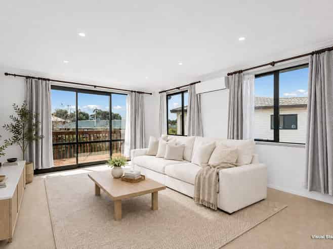 2/65E Metcalfe Road, Ranui