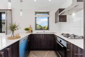2/65E Metcalfe Road, Ranui