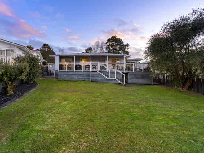 22 Rosalind Road, Glenfield