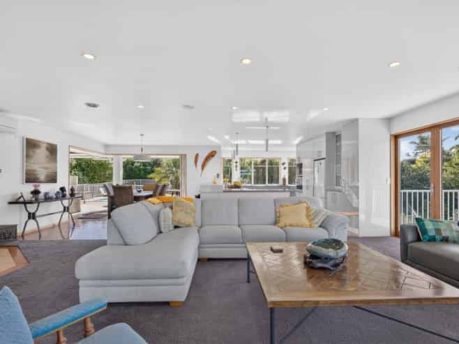 92 Ritchie Road, Parua Bay