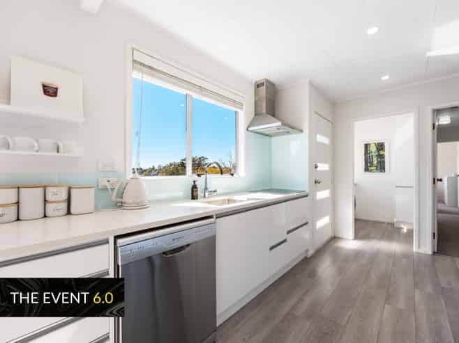 65 Manuka Road, Glenfield