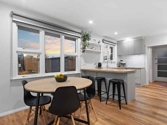 12 Emlyn Place, Avondale