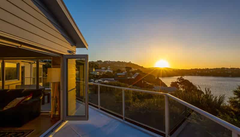 18 Leeward Drive, Whitby