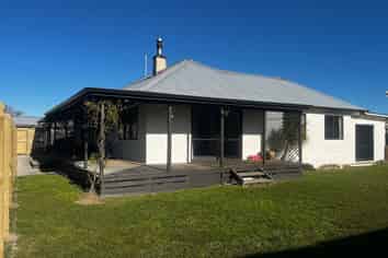 322 Montgomery Place, Raureka