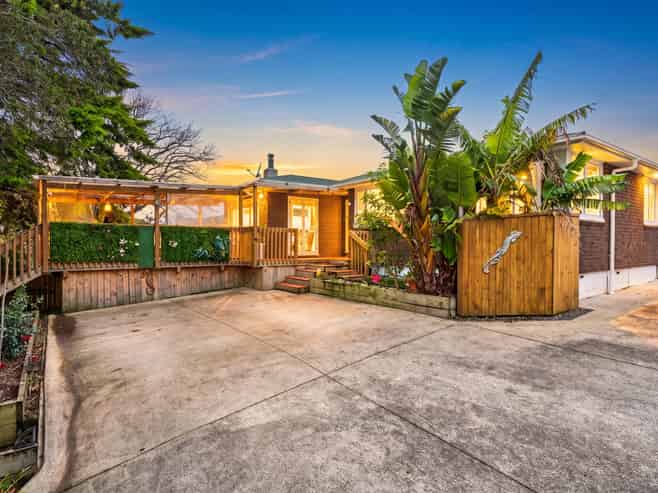 209B Edmonton Road, Te Atatu South