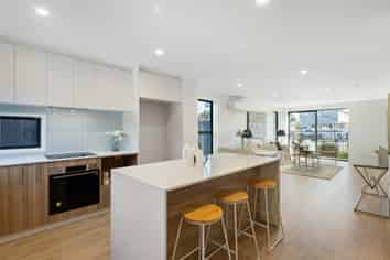 8/1 Scott Road, Papatoetoe