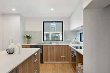8/1 Scott Road, Papatoetoe
