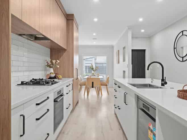 36 Capper Crescent, Chartwell