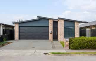 36 Capper Crescent, Chartwell