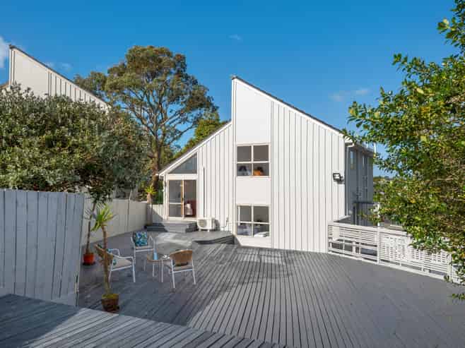 2/55 Monarch Avenue, Hillcrest