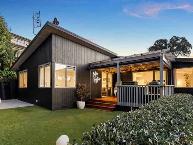 129F Rangatira Road, Beach Haven