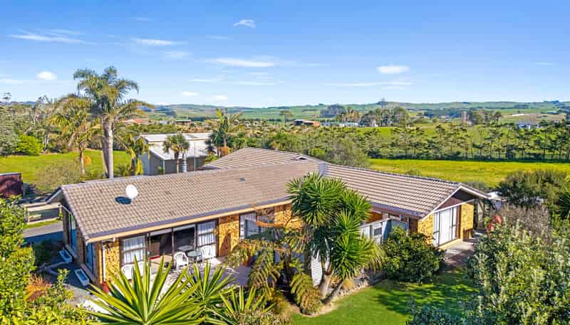 242 Baylys Coast Road, Dargaville