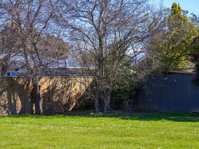 11 Market Street, Lansdowne