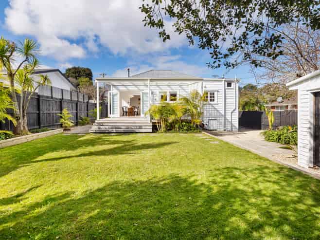 319 Blockhouse Bay Road, Avondale