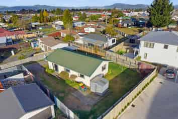 1B Isobel Street, Fairy Springs