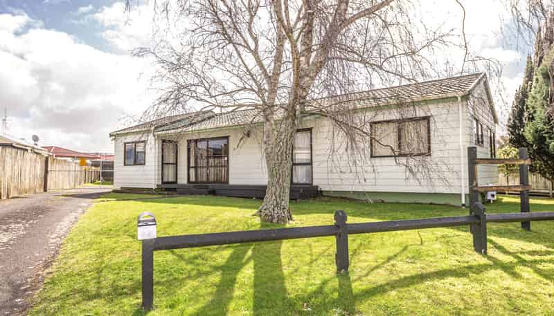 52 Heads Road, Gonville