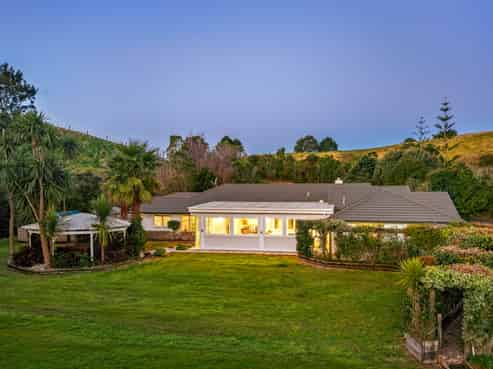 56 Joblin Road, Wainui