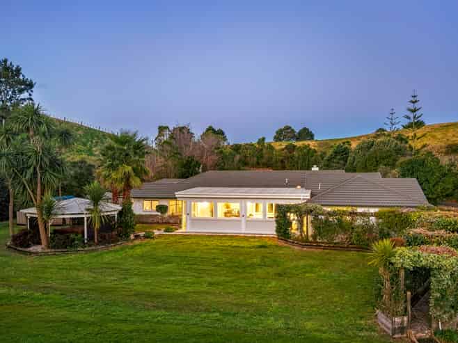 56 Joblin Road, Wainui