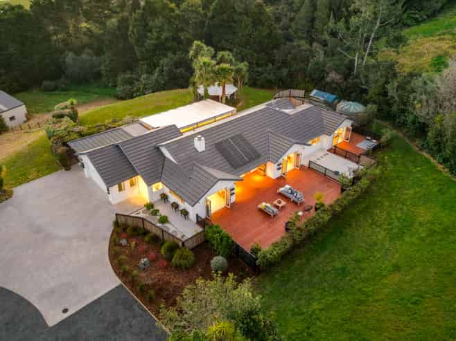 56 Joblin Road, Wainui