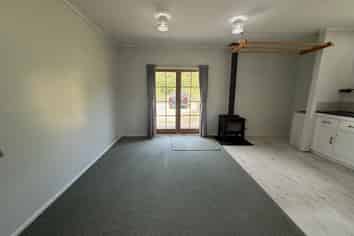 Manawatu / Whanganui - Address withheld
