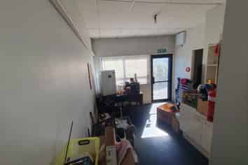 Affordable Mt Albert Hair Salon Retail Space