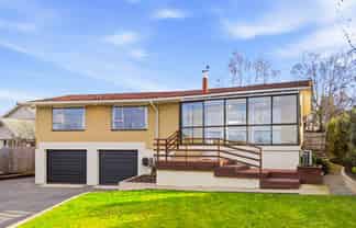 42 Howorth Road, Fairfield
