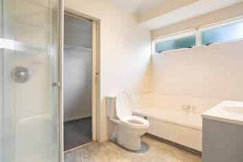 3B Atlanta Court, Katikati