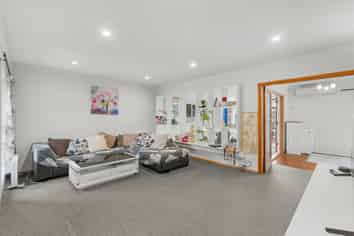 33 Acacia Avenue, Upper Riccarton