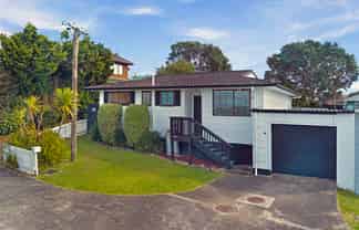 15 Denarius Lane, Glendene