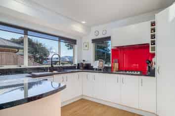 11 Oaklands Drive, Cambridge