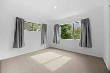 3 Clearview Heights, Ranui