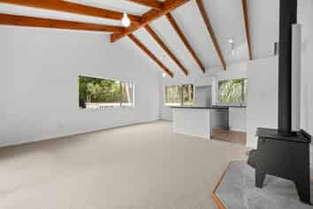 3 Clearview Heights, Ranui