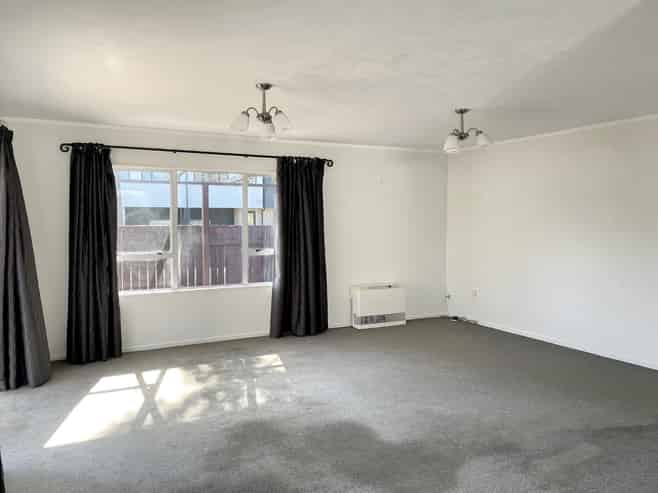 16 Malone Road, Waterloo