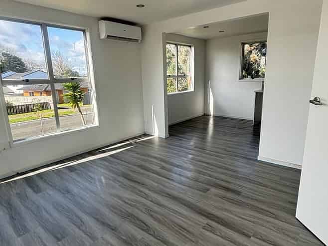 2 Arnhem Place, Pukekohe