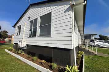 2 Arnhem Place, Pukekohe