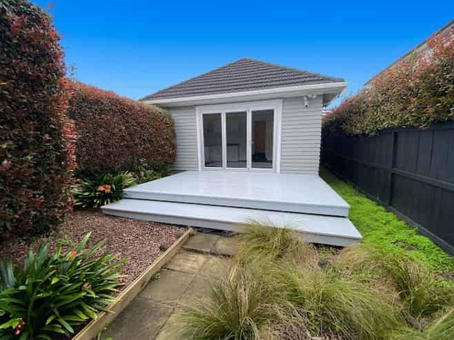 65 Kiwi Esplanade, Mangere Bridge