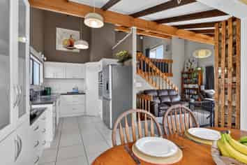 15 Colquhoun Place, Dinsdale