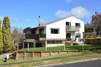 15 Colquhoun Place, Dinsdale