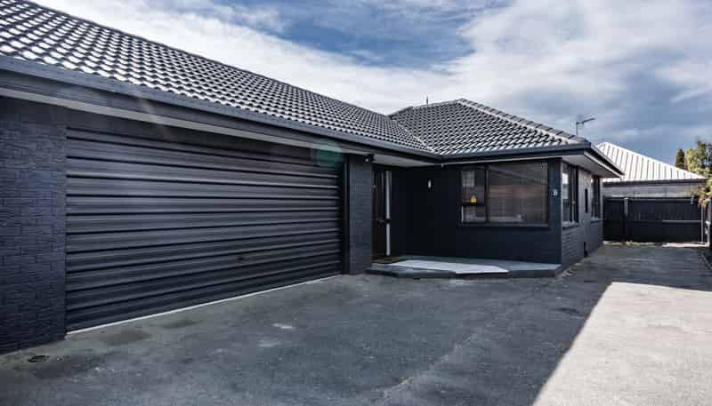 b/16 Beauford Place, Parklands