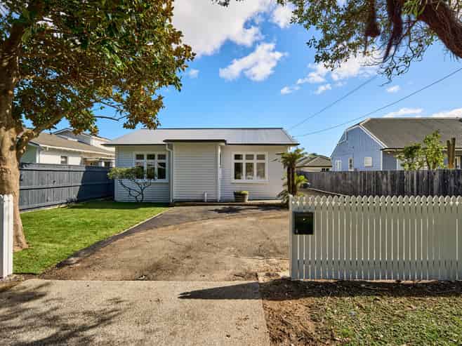 14 Waitui Crescent, Waiwhetu