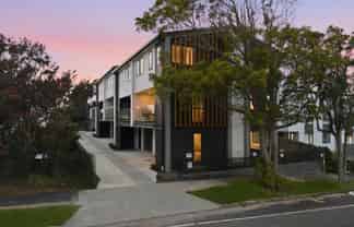 8D Epping Street, Glen Innes