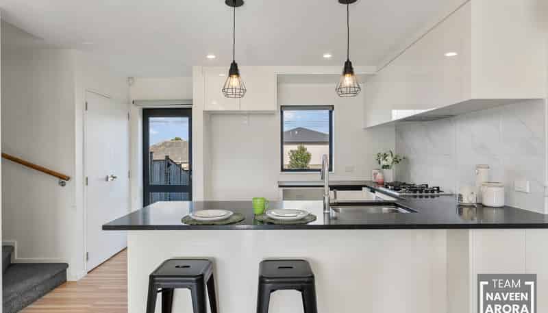 55B Soaring Bird Drive, Takanini