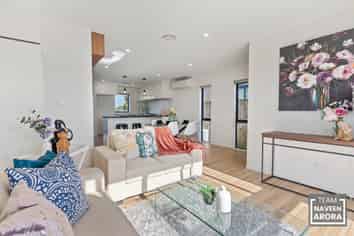 55B Soaring Bird Drive, Takanini