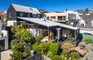 34 Roslyn Road, Bluff Hill